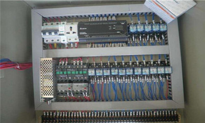 低壓配電柜安裝規(guī)范電力人必知道的簡(jiǎn)單8步_產(chǎn)品說(shuō)明書(shū)